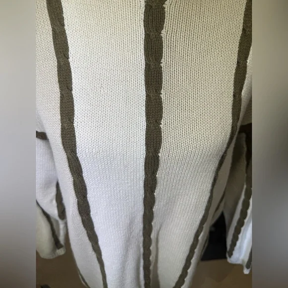 liz & co. Vintage Beige, White and Green Sweater #48 - Picture 4 of 4